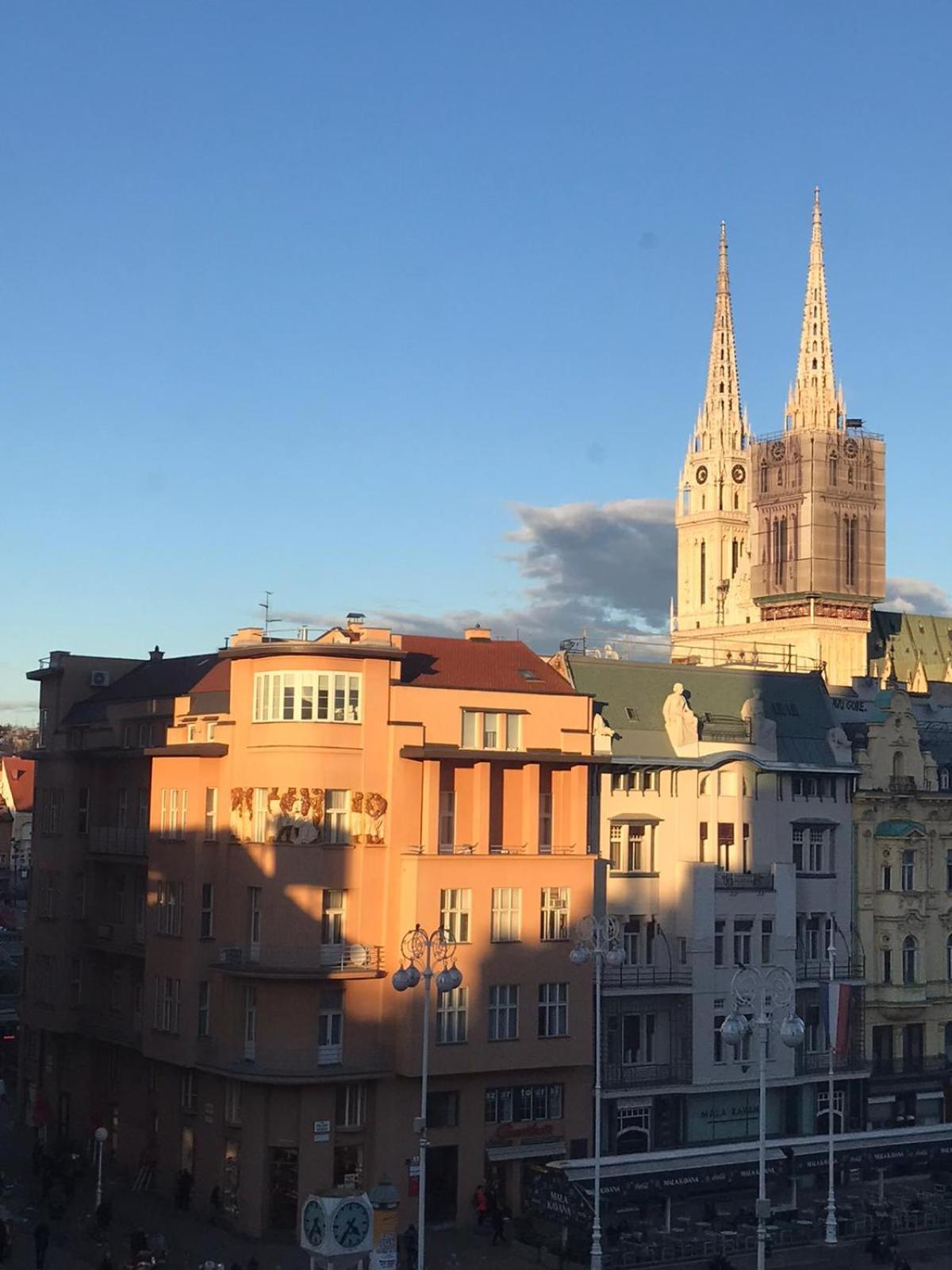 Main Square Dream Apartment Zagreb Eksteriør bilde